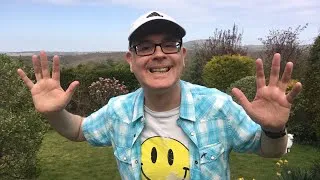 Sunny ☀️ Wednesday/ live from England / 8th April 2020 / Mr Duncan - smile & learn English