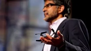 Robots that fly ... and cooperate | Vijay Kumar