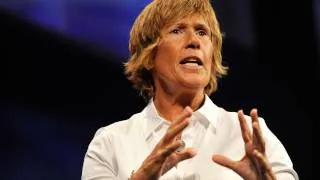 Diana Nyad: Extreme swimming with the world's most dangerous jellyfish