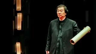 Shigeru Ban: Emergency shelters made from paper